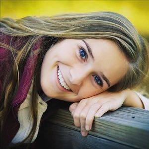 Meet your Posher, Maci